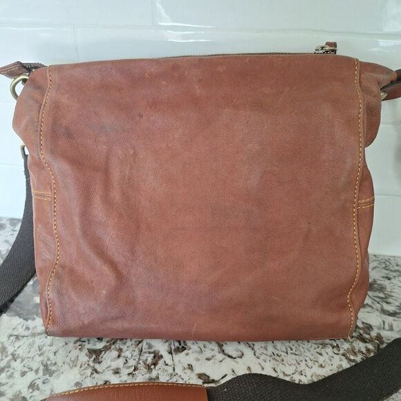 Sundance Brown Leather Crossbody - Picture 2 of 13